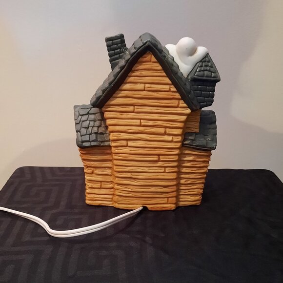 Halloween Vintage Light Up Ceramic House - Picture 6 of 8